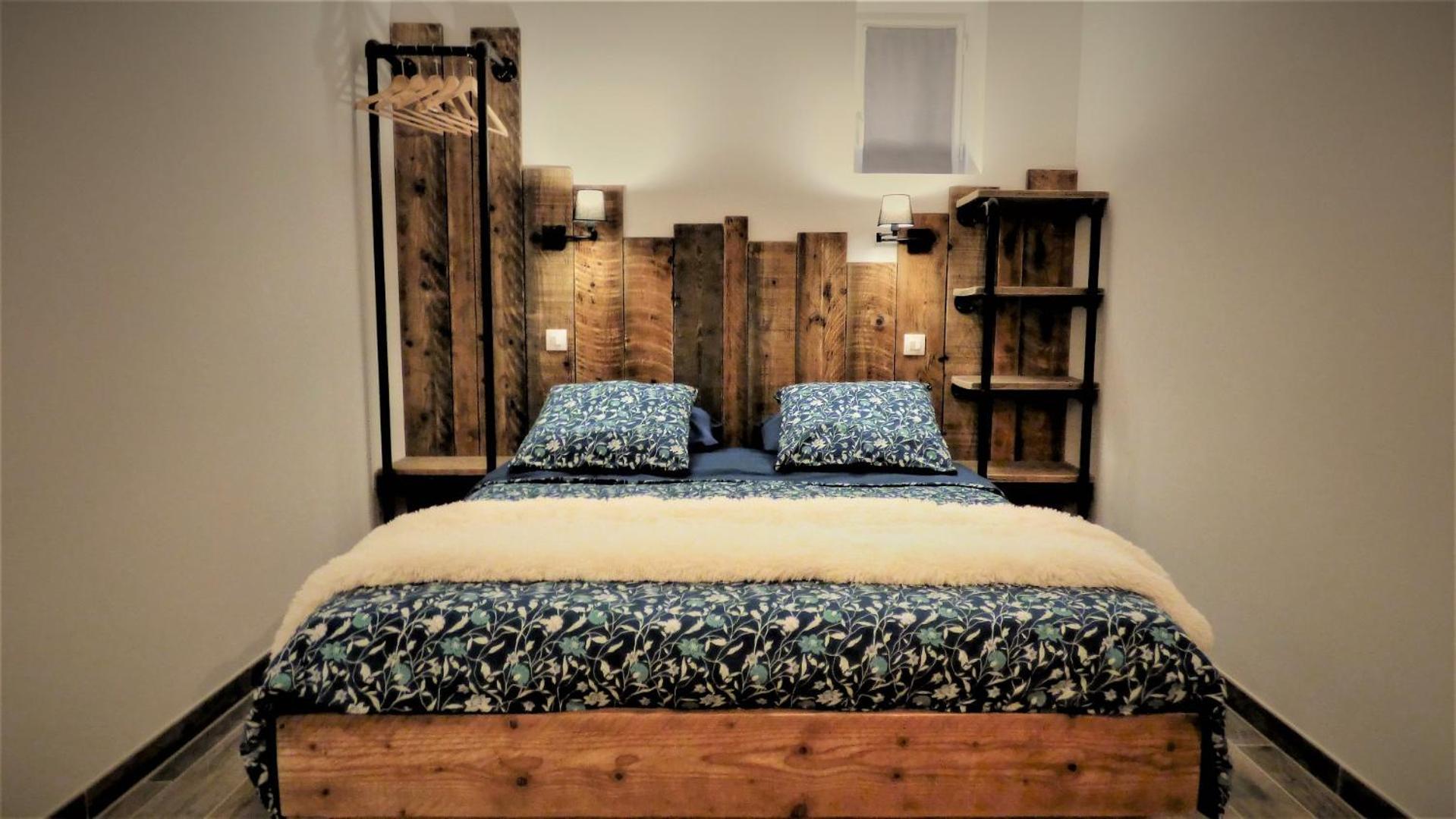 Bed and Breakfast Le Moulin De Follet Fougere  Экстерьер фото